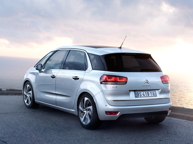 Citroen C4 Picasso фото