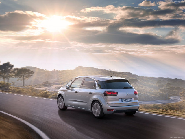 Citroen C4 Picasso фото