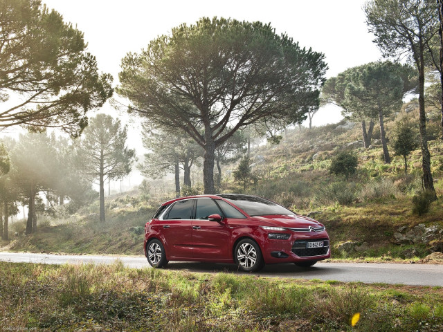 Citroen C4 Picasso фото