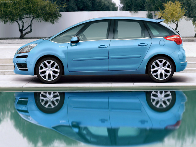 Citroen C4 Picasso фото