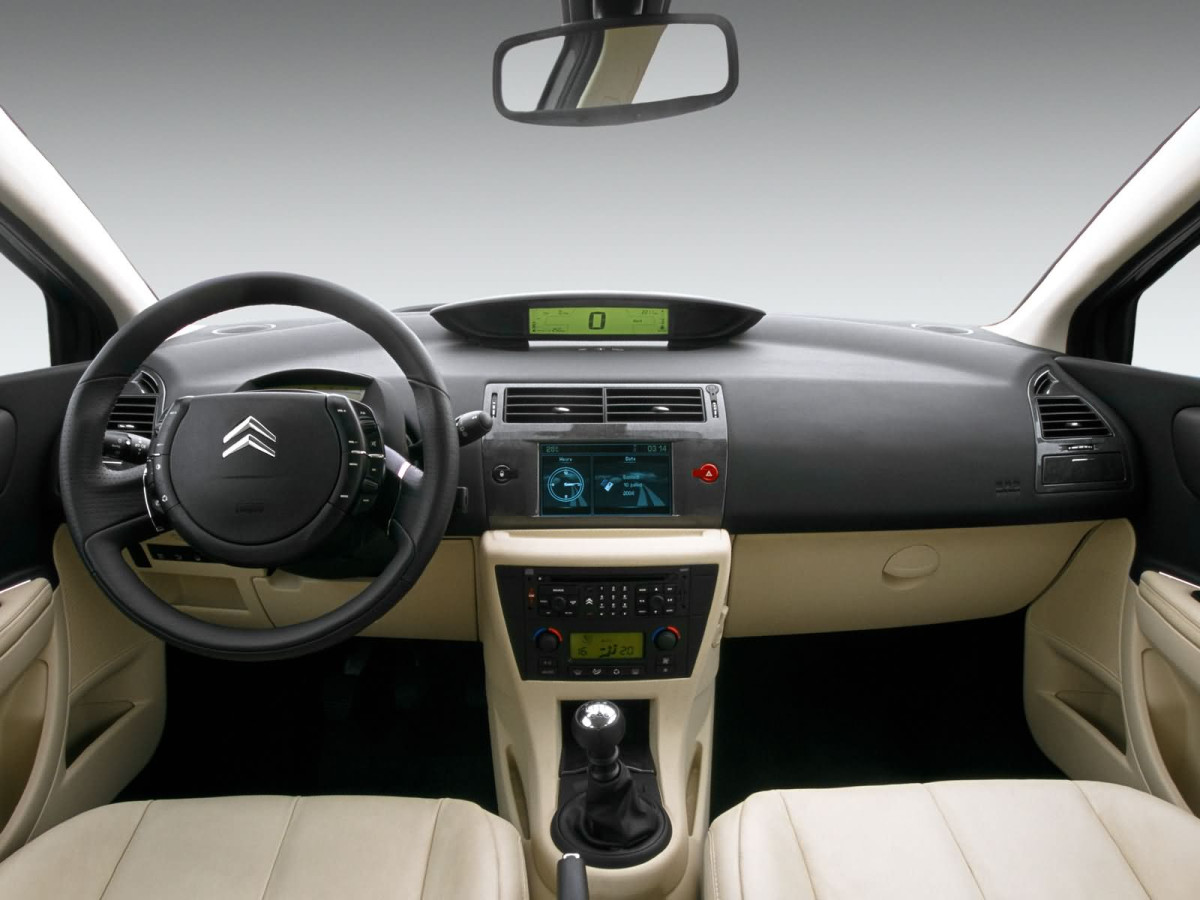 Citroen C4 фото 11859