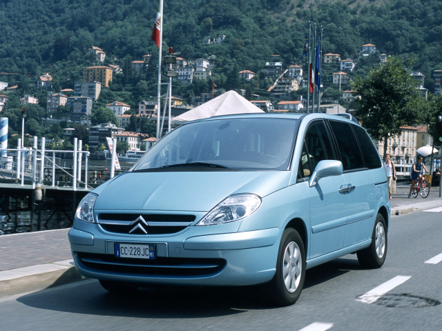 Citroen C8 фото