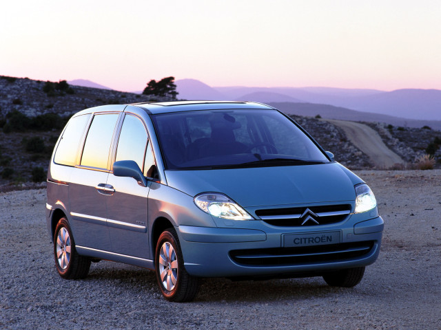 Citroen C8 фото