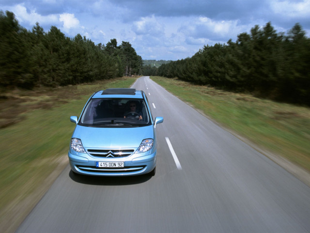 Citroen C8 фото