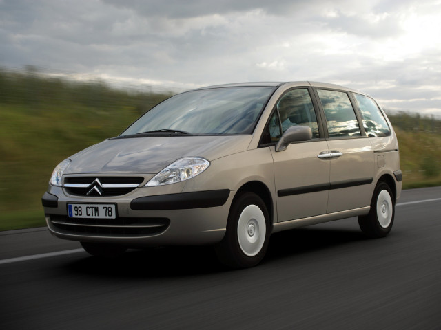 Citroen C8 фото