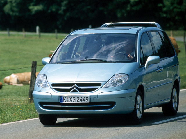 Citroen C8 фото