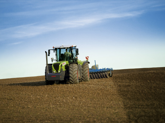 Claas Xerion Trac фото