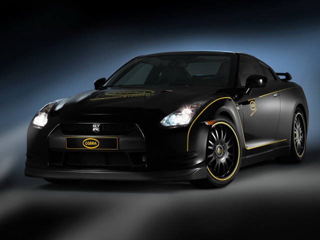 Cobra Nissan GT-R фото