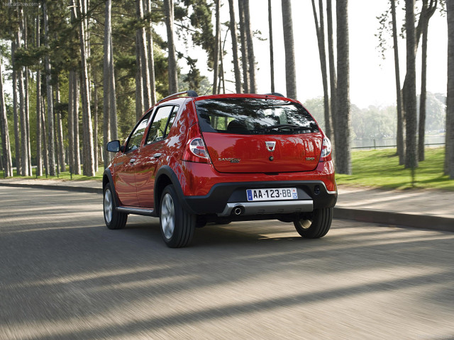 Dacia Sandero Stepway фото