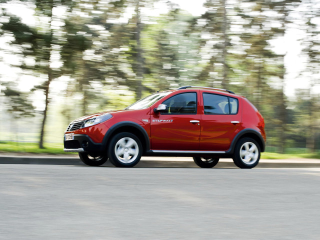 Dacia Sandero Stepway фото