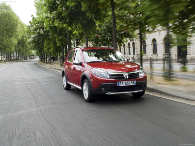 Dacia Sandero Stepway фото