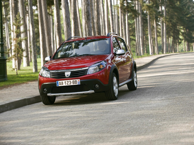 Dacia Sandero Stepway фото