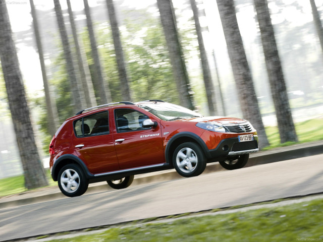 Dacia Sandero Stepway фото