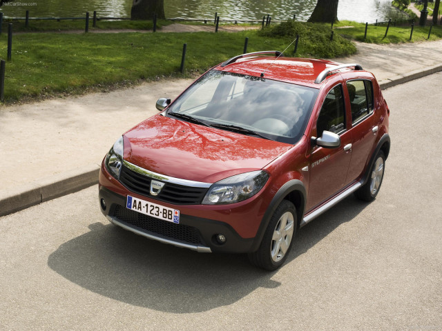 Dacia Sandero Stepway фото