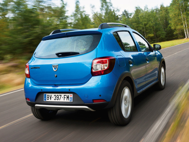 Dacia Sandero Stepway фото