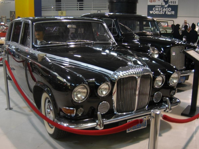 Daimler DS420 Limousine фото