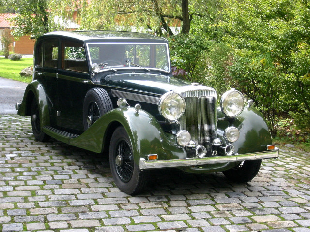 Daimler Light Straight Eight Sports Saloon (1938) фото