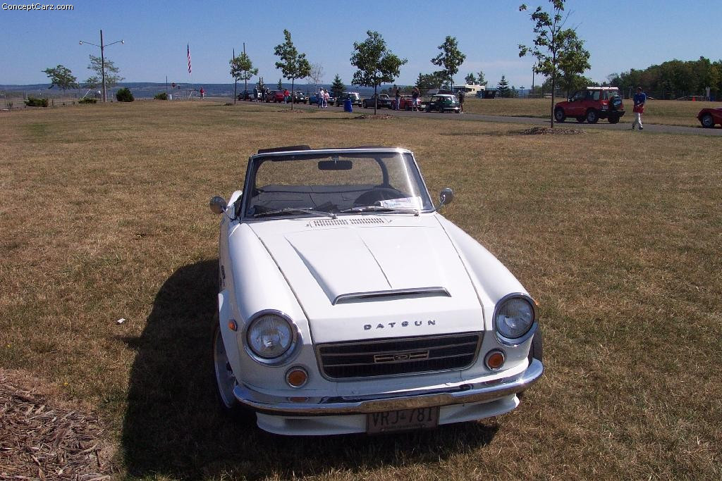 Datsun 2000 фото 21460