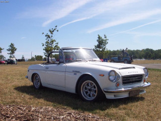 Datsun 2000 фото