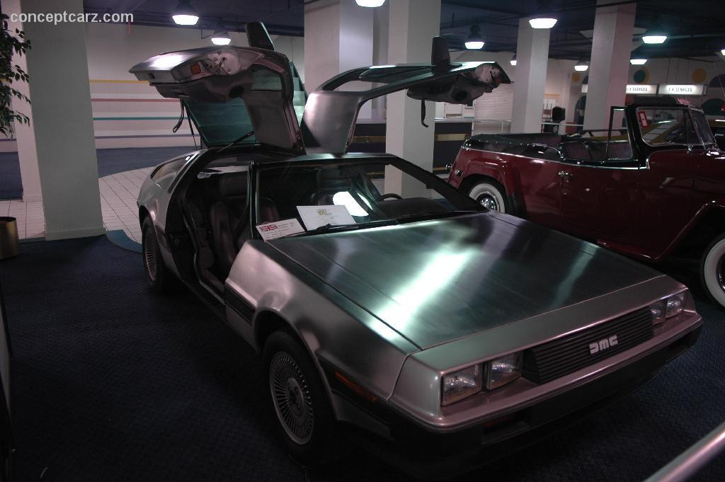 DeLorean DMC-12 фото 21508