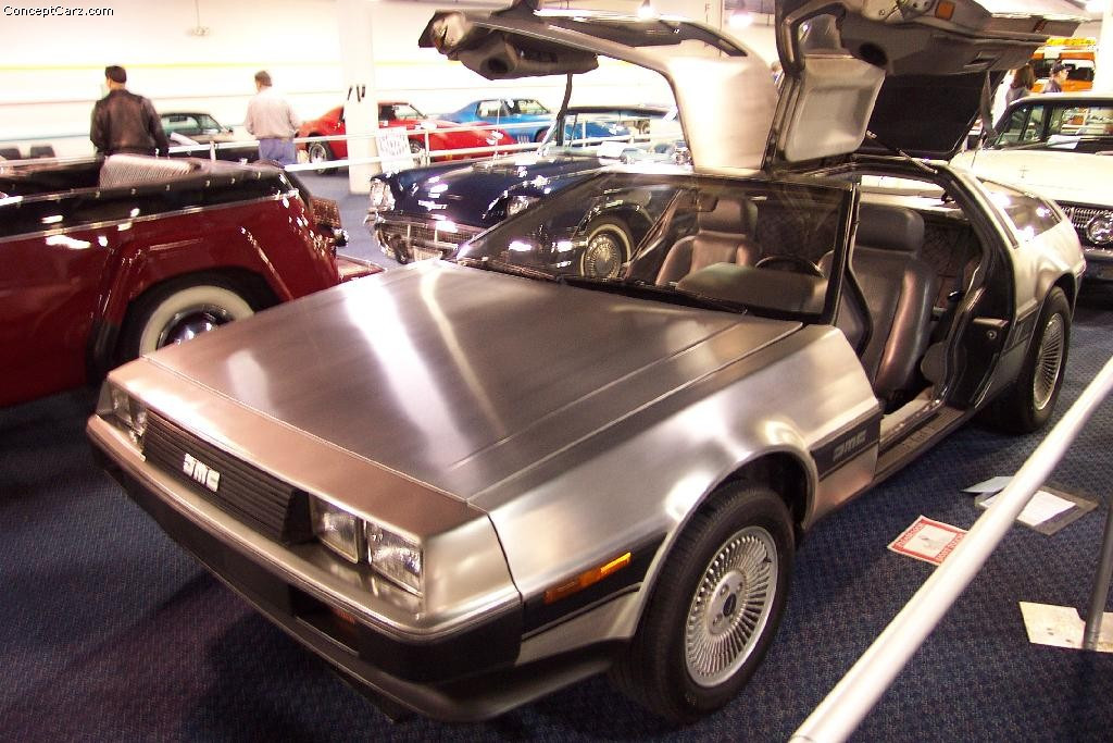 DeLorean DMC-12 фото 21512