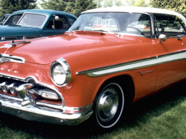 DeSoto Fireflite фото