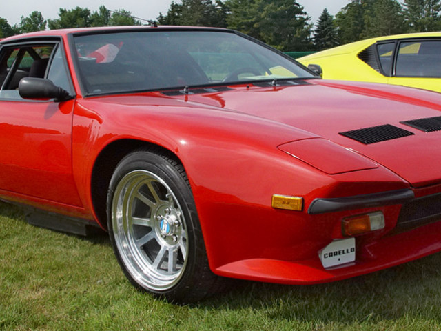 DeTomaso Pantera фото