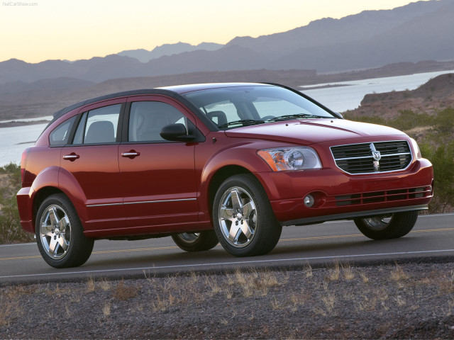 Dodge Caliber фото