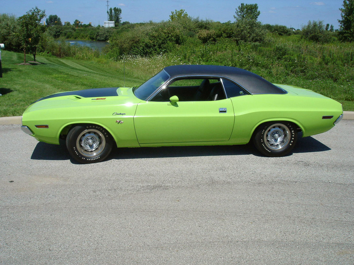 Dodge Challenger RT фото 40431