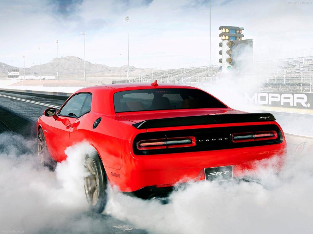 Dodge Challenger SRT Hellcat фото 150122