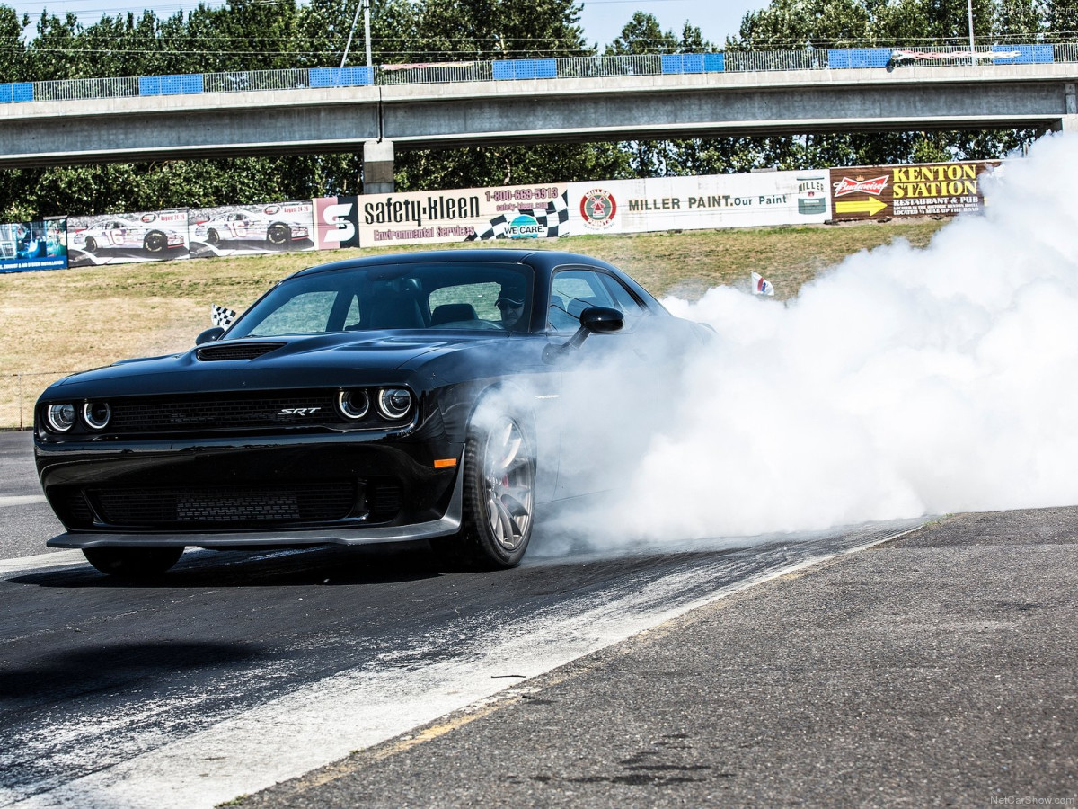 Dodge Challenger SRT Hellcat фото 150138