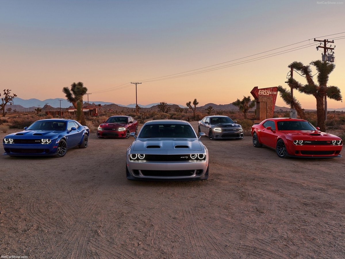 Dodge Challenger SRT Hellcat фото 196068