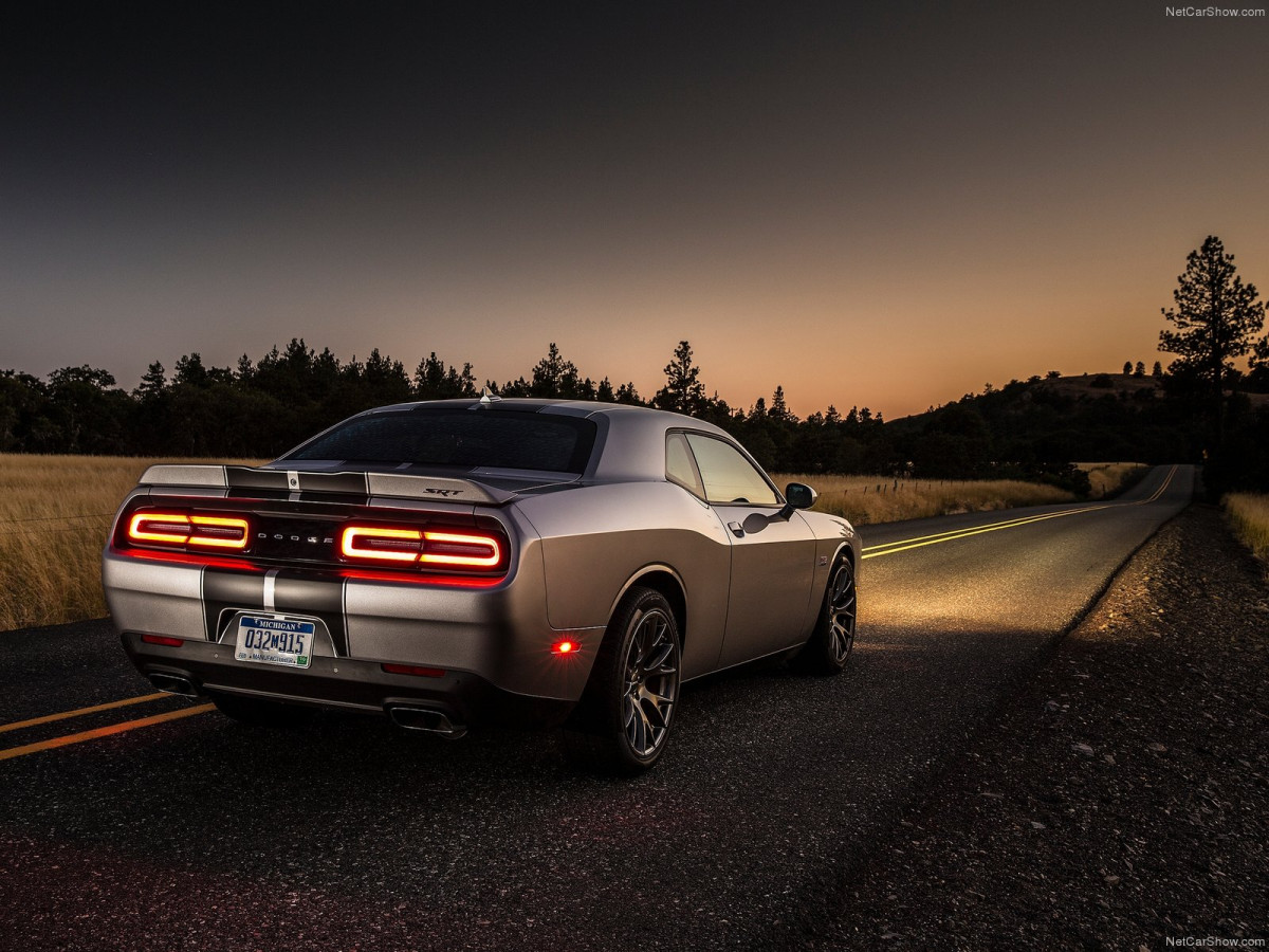 Dodge Challenger SRT фото 132476