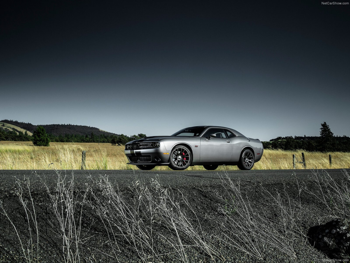 Dodge Challenger SRT фото 132488