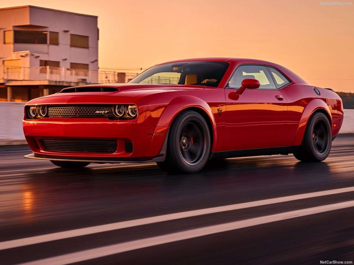 Dodge Challenger SRT фото 182750