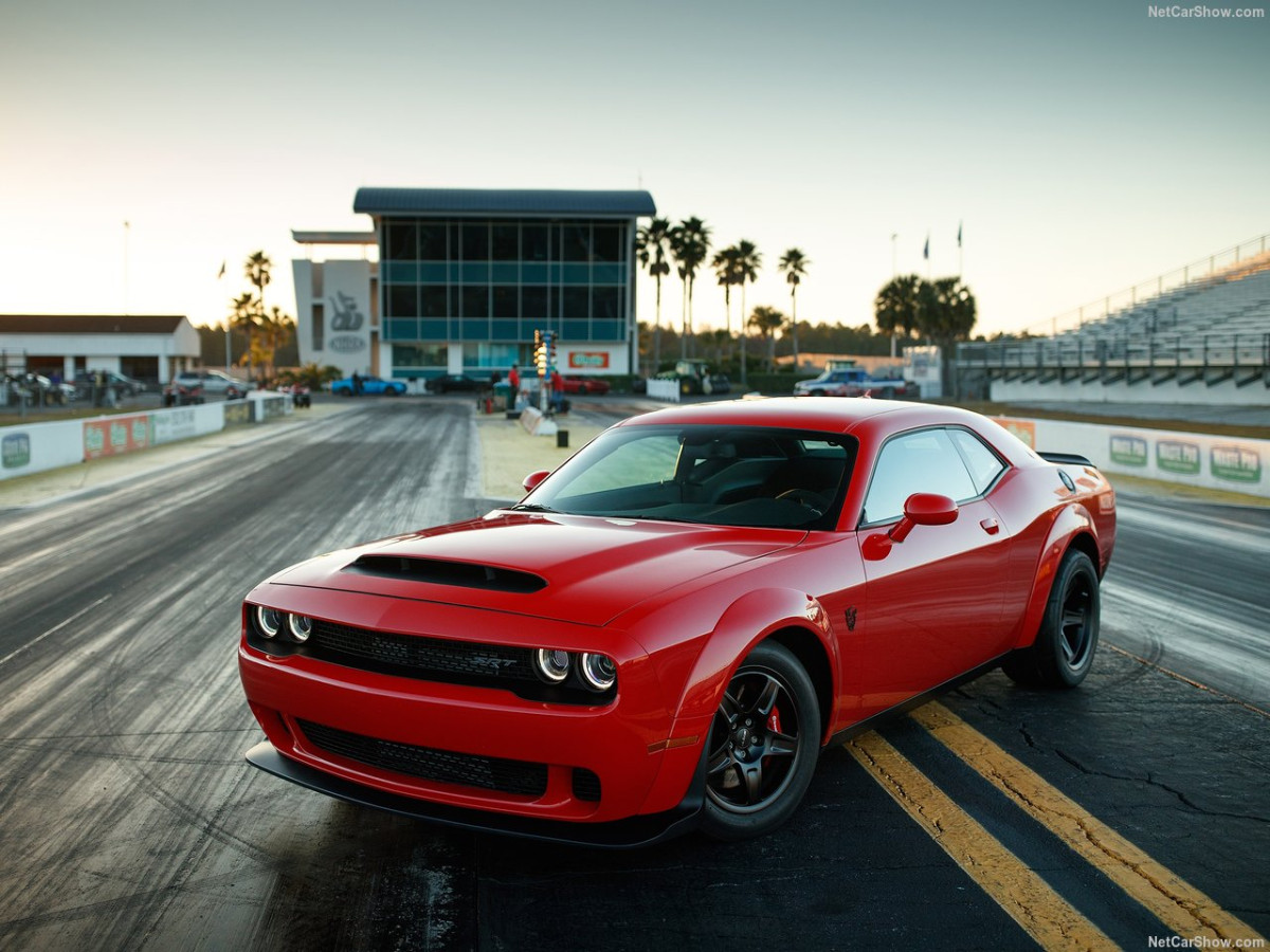 Dodge Challenger SRT фото 182752