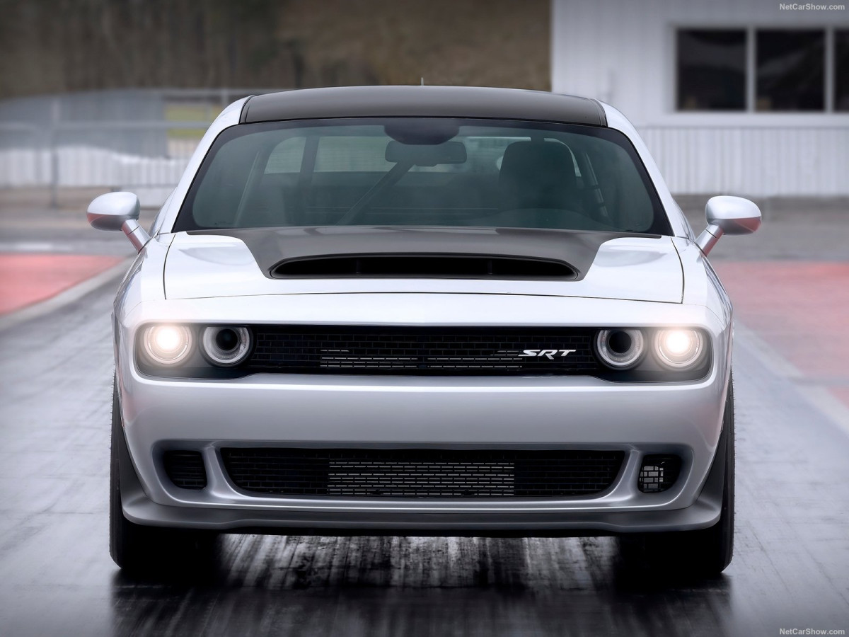 Dodge Challenger SRT фото 210548