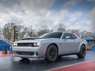 Dodge Challenger SRT фото