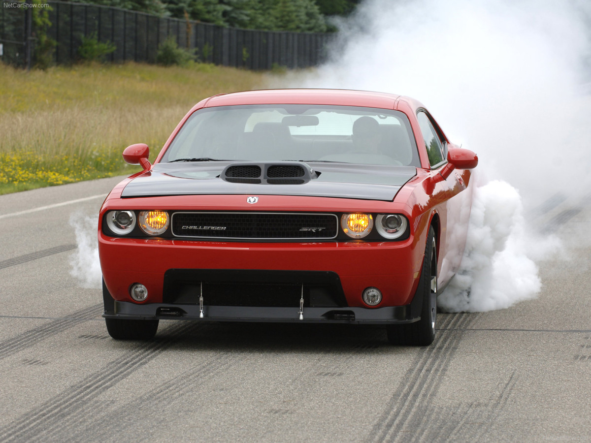 Dodge Challenger SRT10 фото 59680