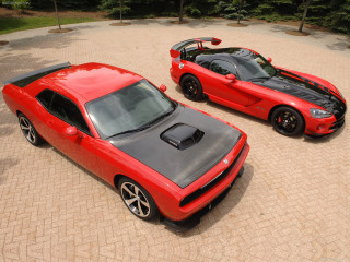 Dodge Challenger SRT10 фото