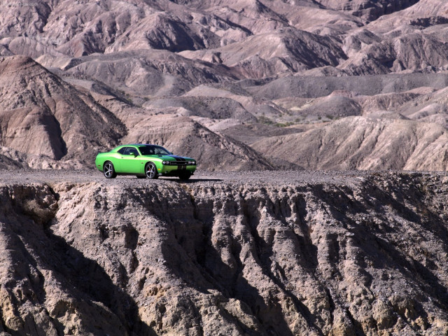 Dodge Challenger SRT8 392 фото