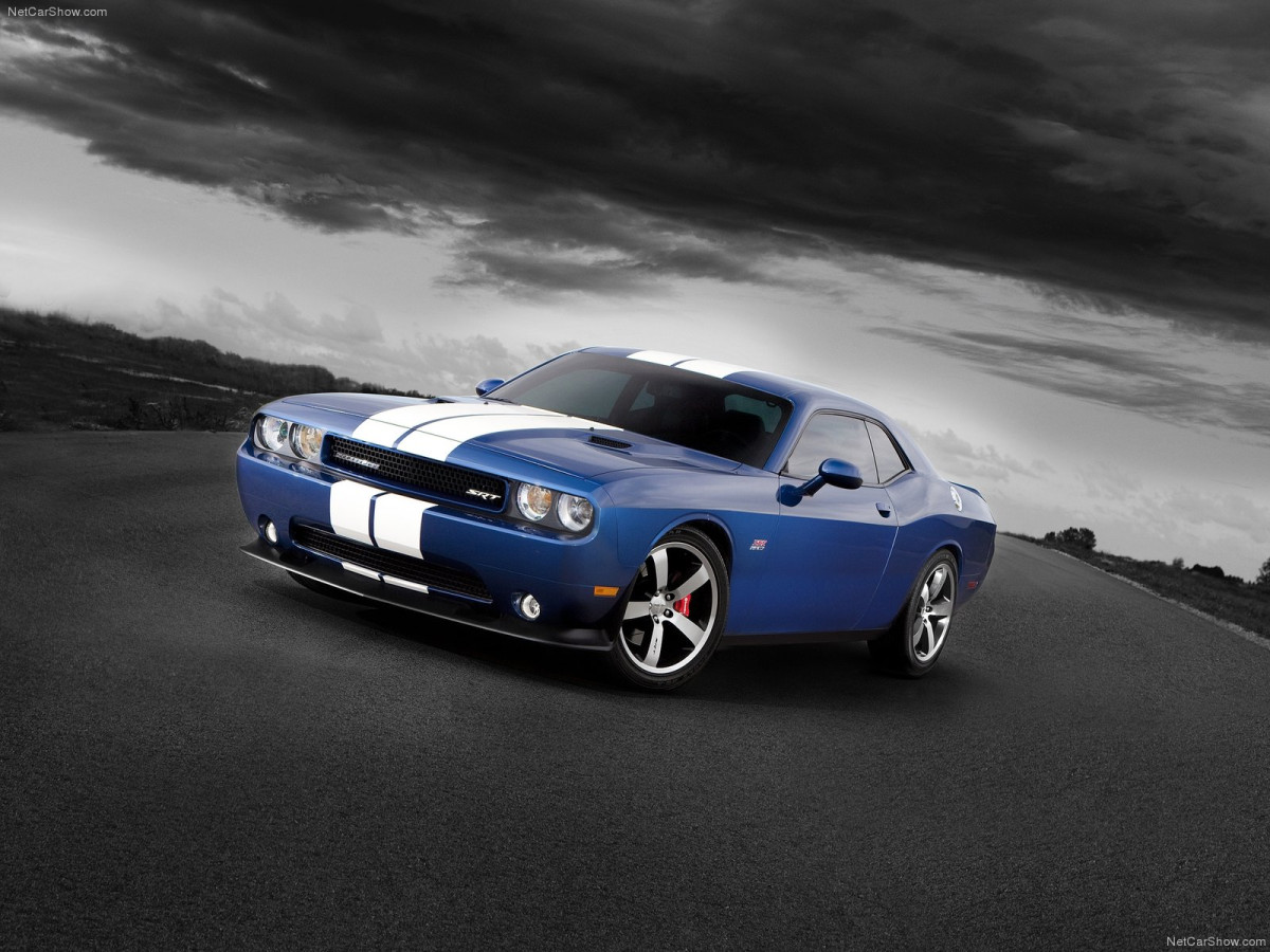 Dodge Challenger SRT8 392 фото 86263