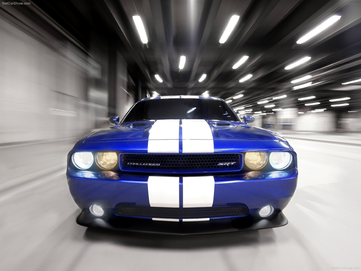 Dodge Challenger SRT8 392 фото 86264