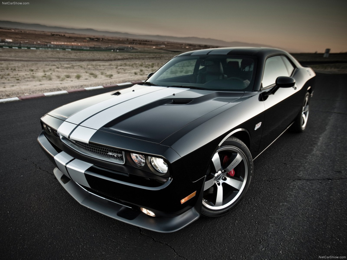 Dodge Challenger SRT8 392 фото 87019