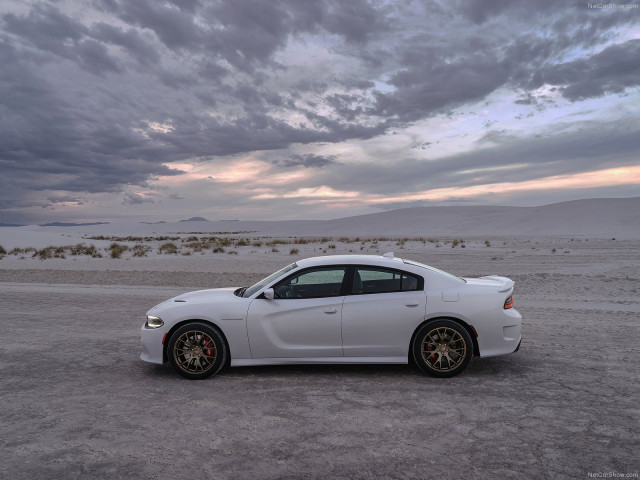 Dodge Charger SRT Hellcat фото