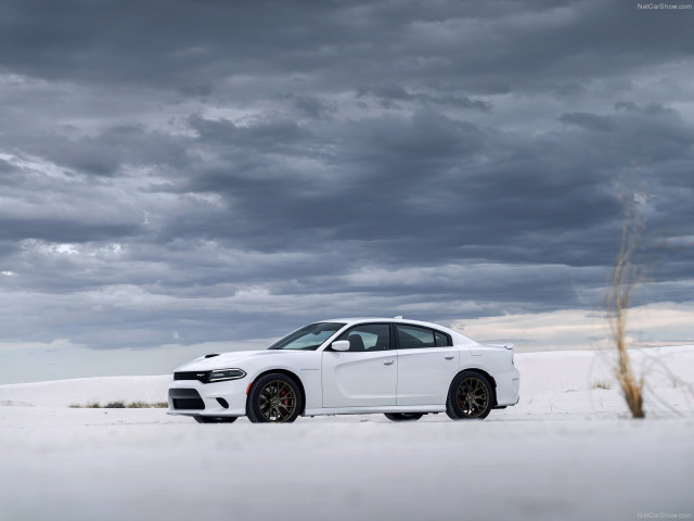 Dodge Charger SRT Hellcat фото