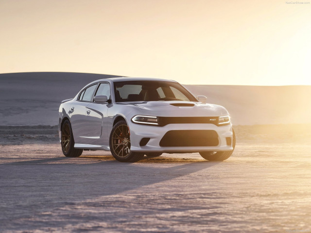 Dodge Charger SRT Hellcat фото