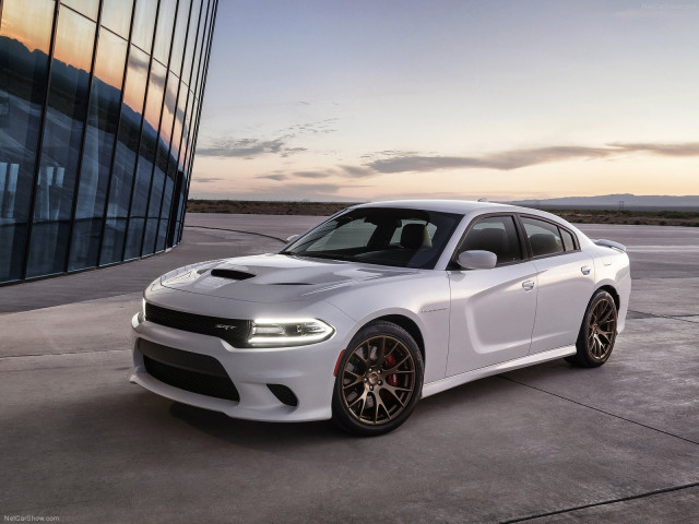 Dodge Charger SRT Hellcat фото