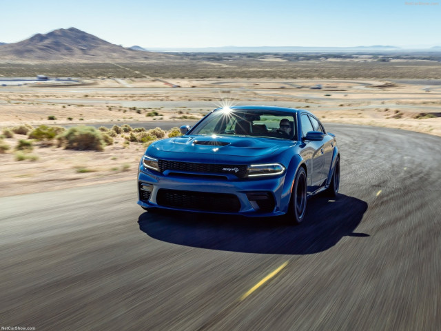 Dodge Charger SRT Hellcat фото