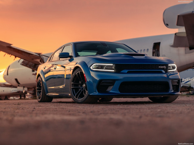 Dodge Charger SRT Hellcat фото